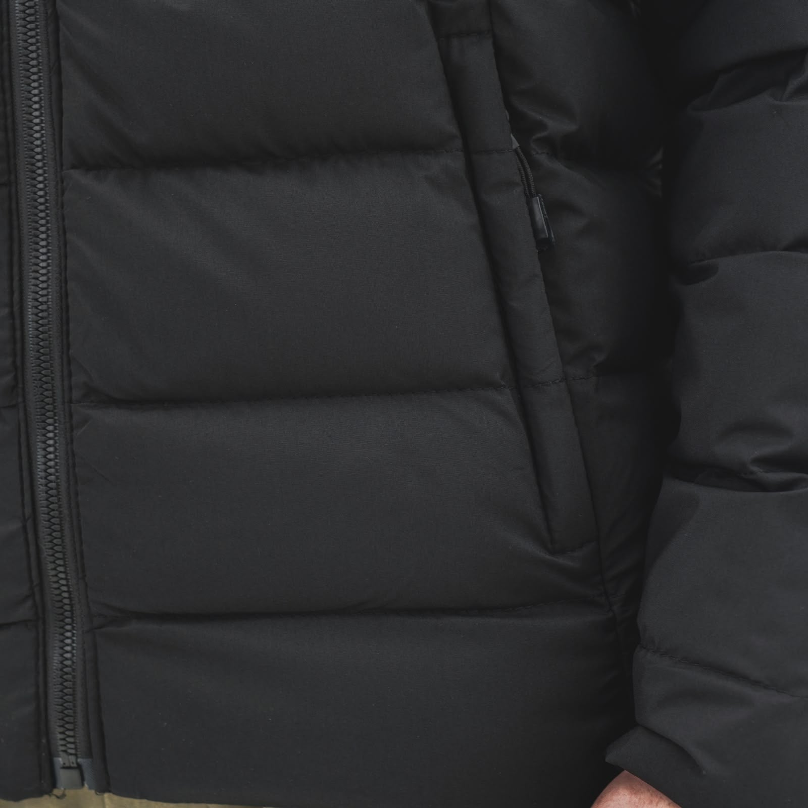 Men Long-Sleeve Puffer Winter Jacket